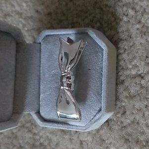 Women's Bow Ring